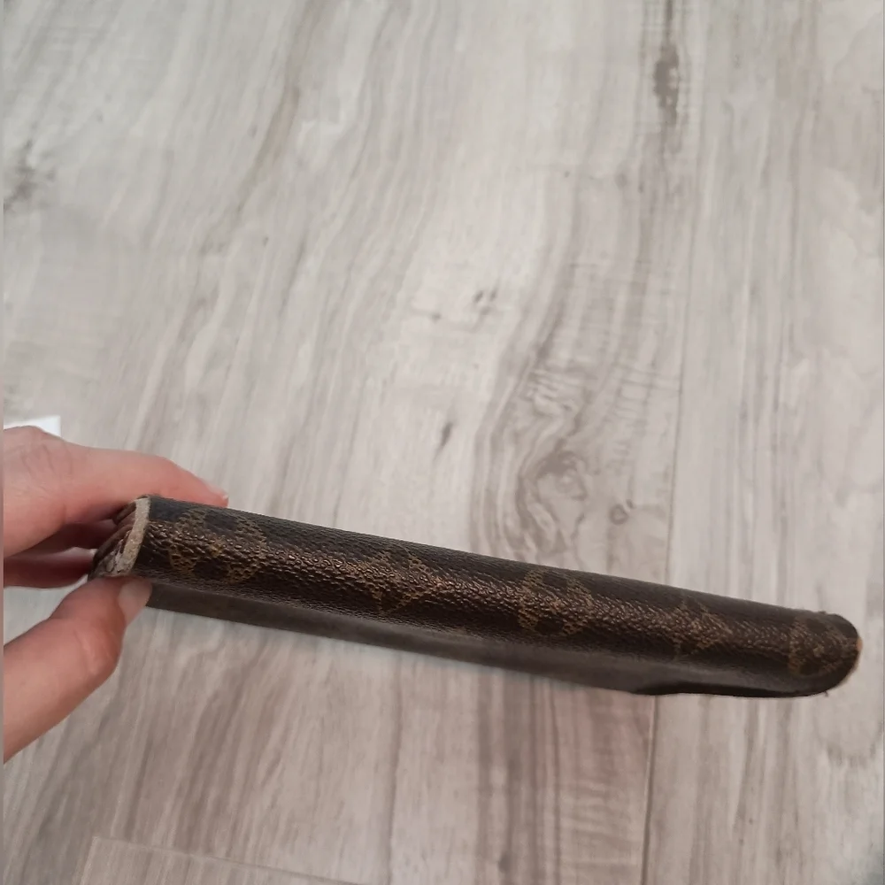 Louis Vuitton Monogram Pochette Passport Trifold Wallet - Picture 7 of 16